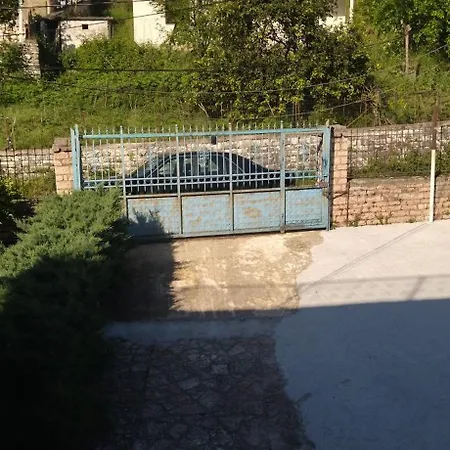 Διαμέρισμα Mihalis
